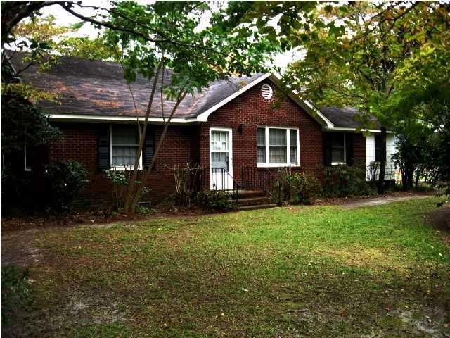 142 Salisbury Dr, Summerville, SC 29483