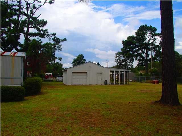 105 Independence Cir, Bonneau, SC 29431