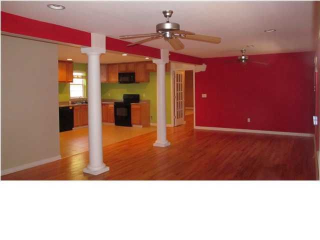 5107 Pineland Rd, Hollywood, SC 29449