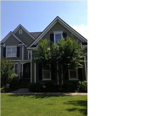 582 Chimney Bluff Dr, Mount Pleasant, SC 29464