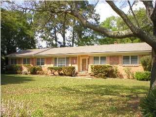 693 Gregg Dr, James Island, SC 29412