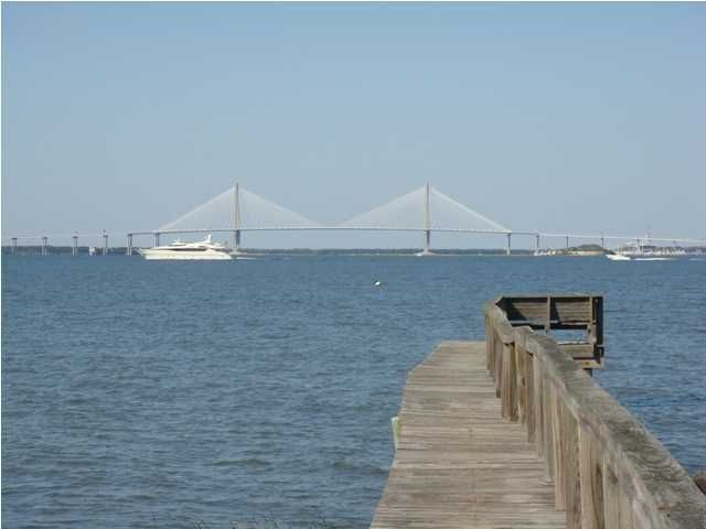 552 Wampler Dr, Charleston, SC 29412
