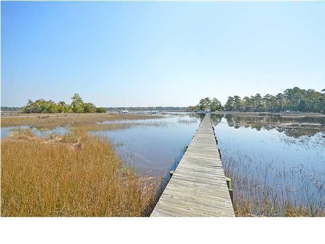 474 Commonwealth Rd, Mount Pleasant, SC 29466