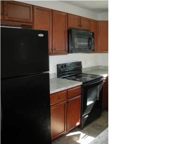 6369 Maxville Rd, Awendaw, SC 29429