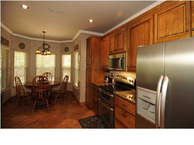 71 King Charles Cir, Summerville, SC 29485