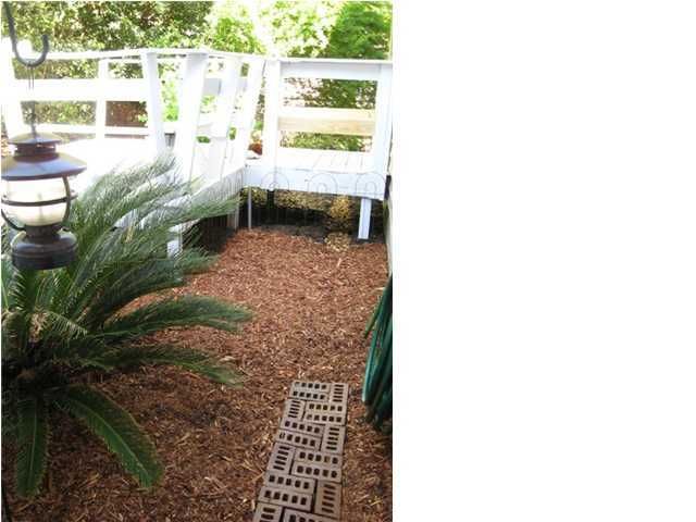 2143 Pierpont Ave, Charleston, SC 29414