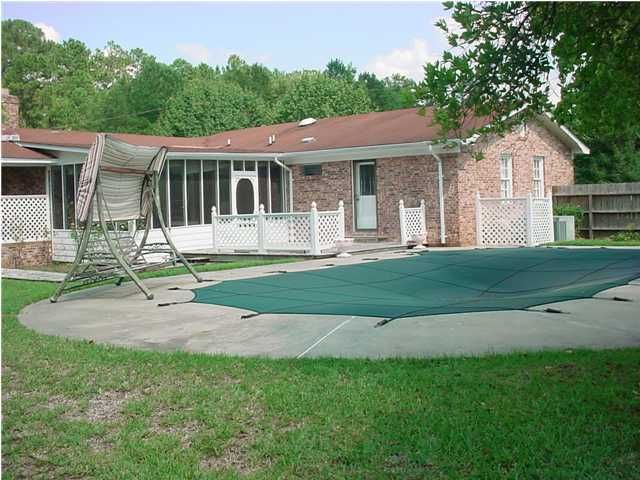 207 Bryant St, Saint George, SC 29477
