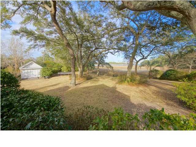 10 Country Club Dr, Charleston, SC 29412