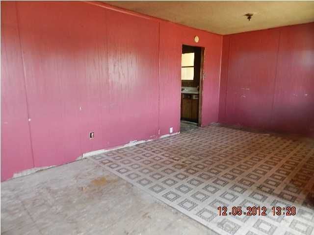 217 Dantzler Rd, Harleyville, SC 29448