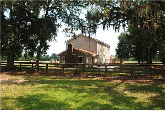 126 Hidden Hills Rd, Cross, SC 29436