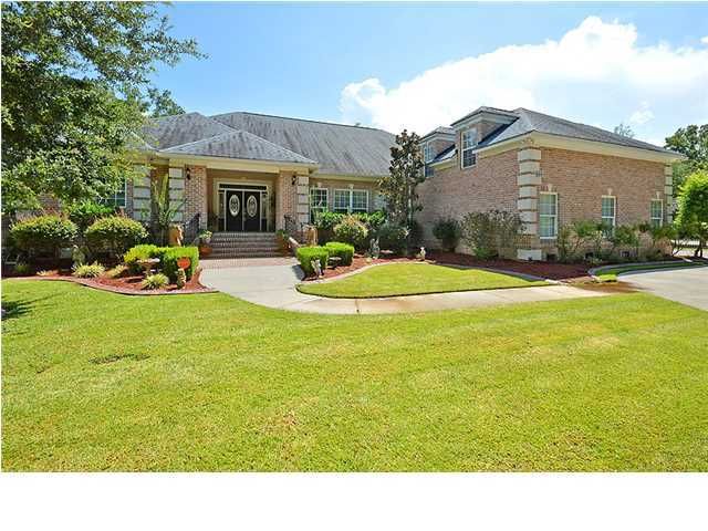 668 Hodge Rd, Summerville, SC 29483