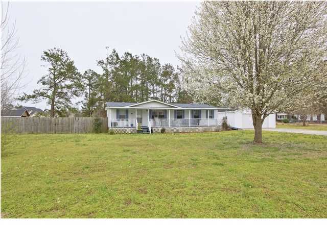109 Cottontail Ln, Bonneau, SC 29431
