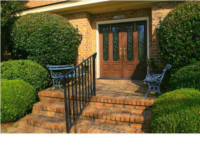 1430 Sasanqua Ln, Charleston, SC 29407