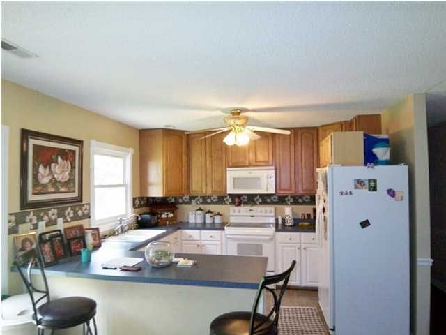 102 Beaty Ln, Summerville, SC 29483