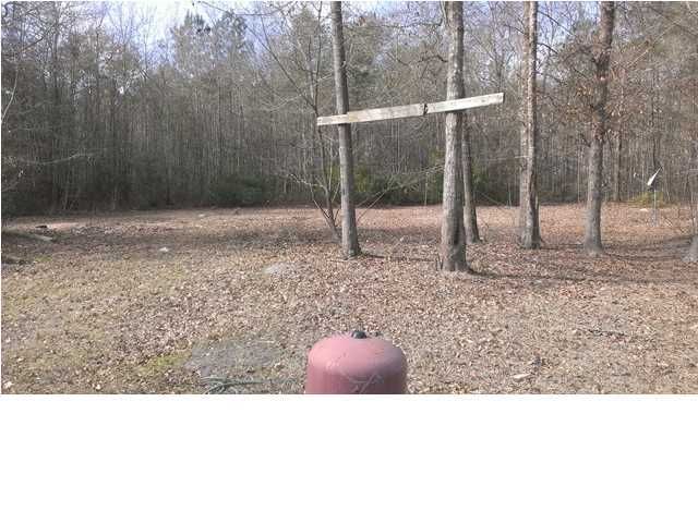 161 Creek Ln, Reevesville, SC 29471