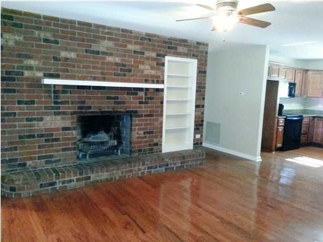 119 Axtell Dr, Summerville, SC 29485