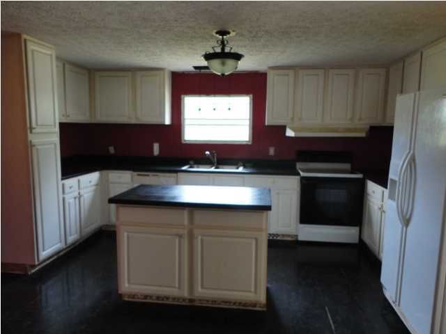 1829 United Dr, Huger, SC 29450