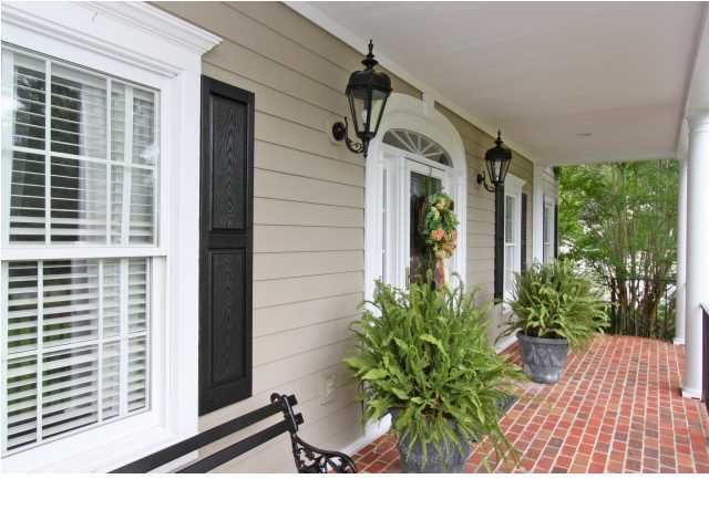 2279 Captain Waring Ct, Mount Pleasant, SC 29466