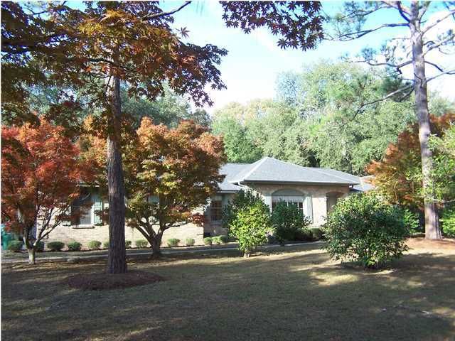 115 W Johnston St, Summerville, SC 29483