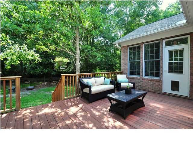 2240 Black Oak Ct, Mount Pleasant, SC 29464