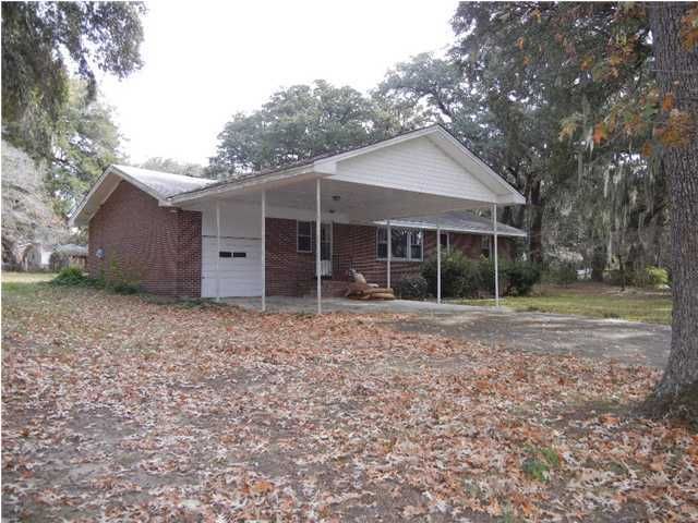 4800 Holbird Dr, North Charleston, SC 29405