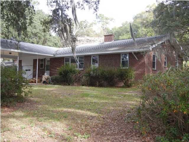 4800 Holbird Dr, North Charleston, SC 29405