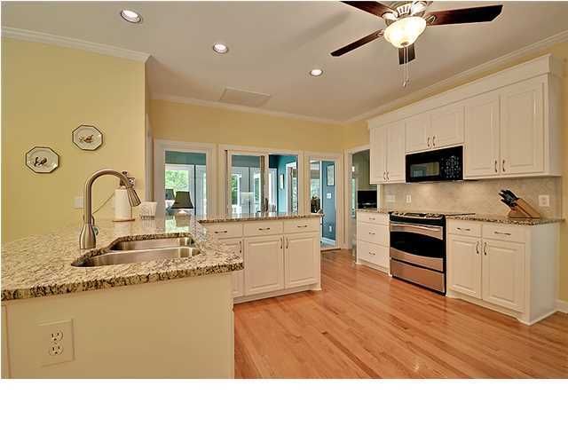 460 Barfield Dr, Summerville, SC 29485