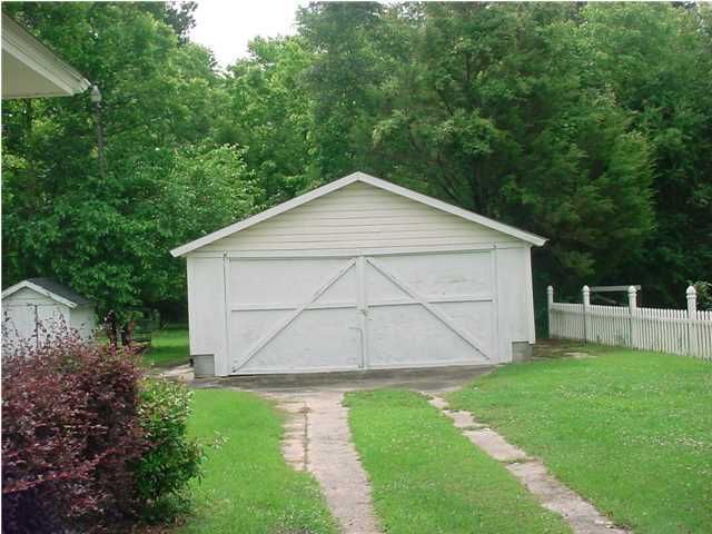 160 Judge St, Harleyville, SC 29448
