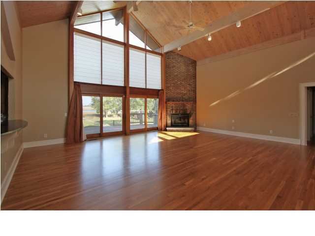 3845 Colonel Vanderhorst Cir, Mount Pleasant, SC 29466