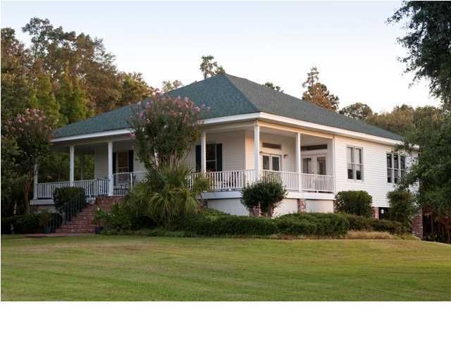 4761 Westervelt Rd, Meggett, SC 29449