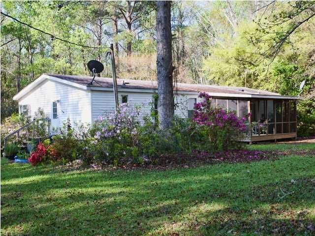 7751 Morris Bing Rd, Yonges Island, SC 29449