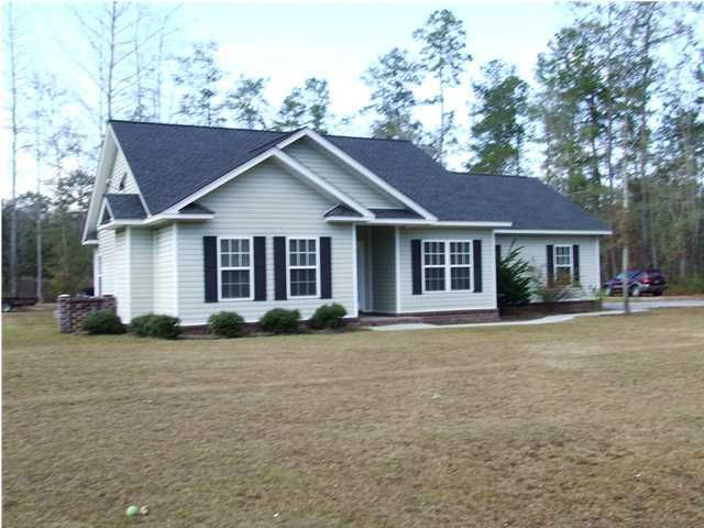 115 Tideland Ct, Bonneau, SC 29431