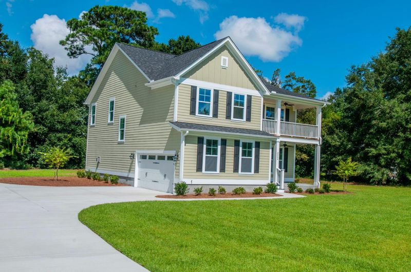 606 Sleepy Hollow Ct, Summerville, SC 29483