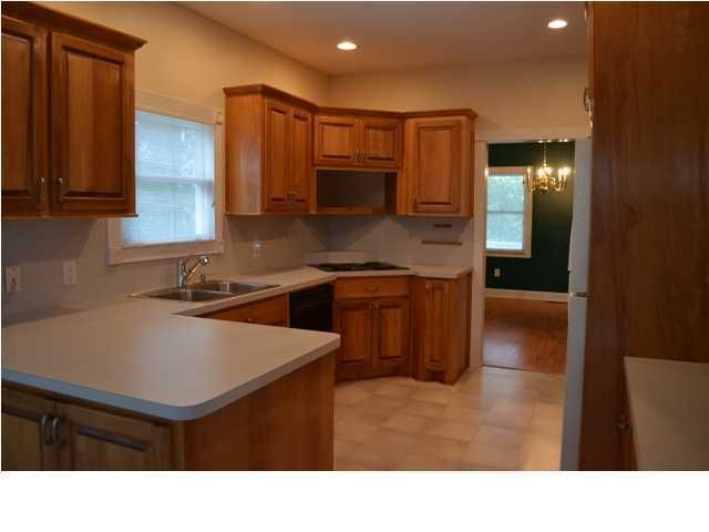 3749 Plantation Pointe Rd, Johns Island, SC 29455