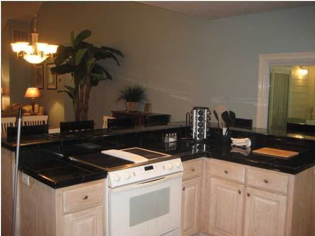 8957 Palmetto Rd, Edisto Island, SC 29438