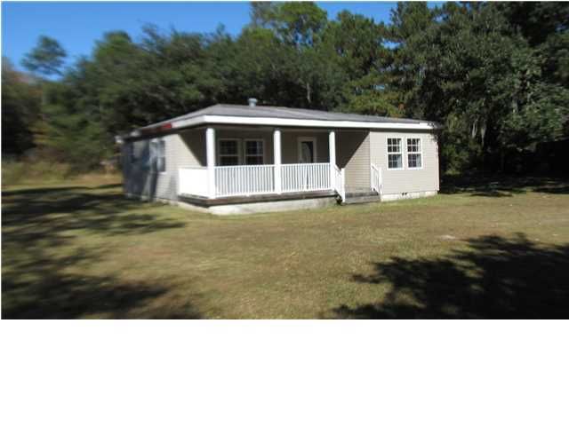 111 Groomsville Rd, Moncks Corner, SC 29461