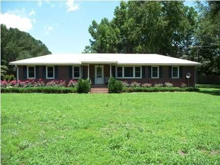 1224 Black Tom Rd, Moncks Corner, SC 29461
