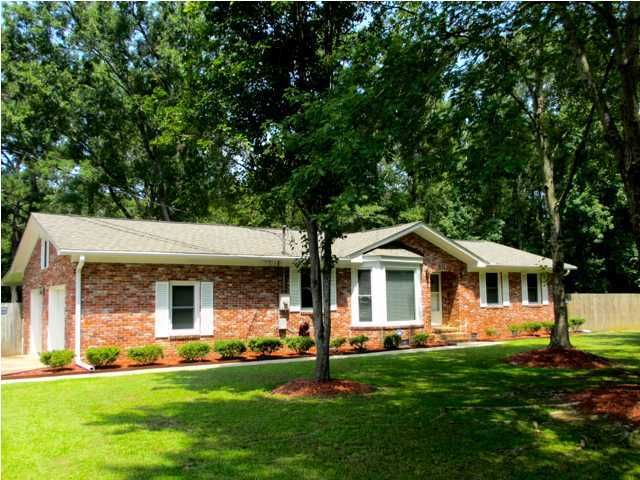 317 Turtle Point Rd, Summerville, SC 29483