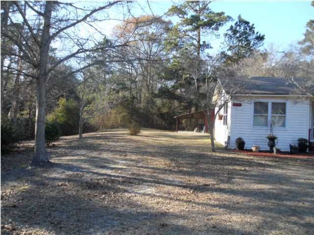 1949 Ranger Dr, Cross, SC 29436