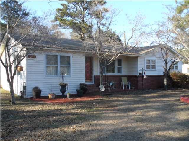 1949 Ranger Dr, Cross, SC 29436