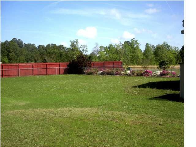 436 Pooshee Plantation Way, Bonneau, SC 29431