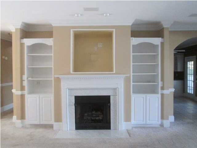 56 N Basilica Ave, Hanahan, SC 29410
