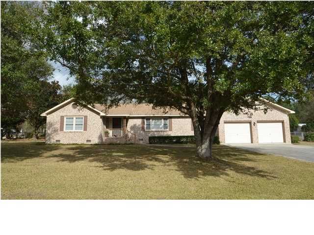 145 Horseshoe Rd, Moncks Corner, SC 29461