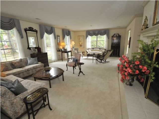204 Tea Farm Rd, Summerville, SC 29483