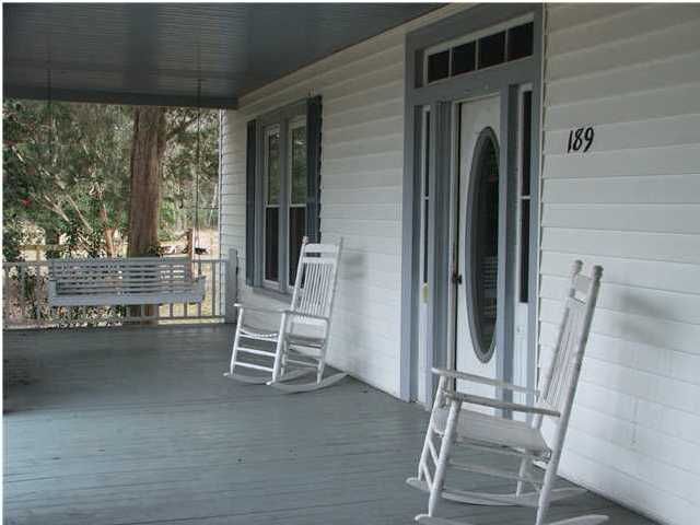 189 Mims St, Harleyville, SC 29448