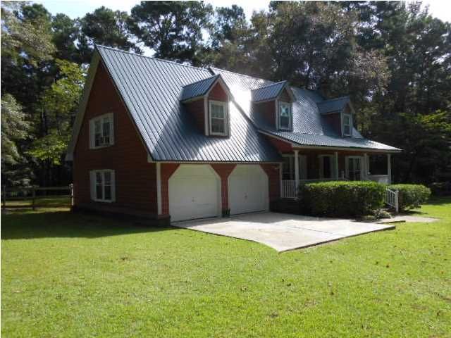 150 Sandel Ln, Summerville, SC 29483