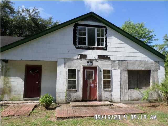 139 Sam Pinkley St, Moncks Corner, SC 29461