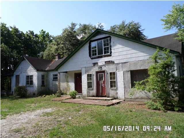 139 Sam Pinkley St, Moncks Corner, SC 29461