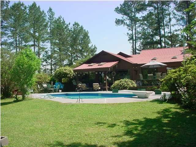 1454 2nd Texas Rd, Saint George, SC 29477