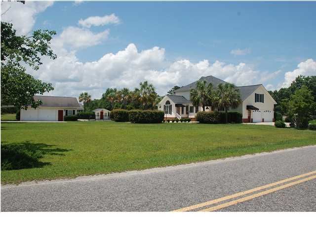 401 Railroad Ave, Saint George, SC 29477